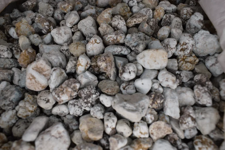 Buy Rough Natural Turquoise Online in Iran – Direct from the Mine Buy Rough Natural Turquoise Online in Iran – Direct from the Mine